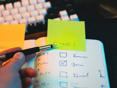 Entraînement TOEIC : méthode, ressources et plan sur 8 semaines