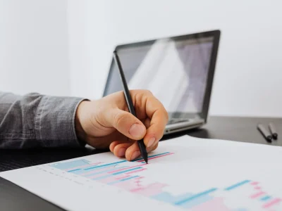 Niveaux TOEIC : barème, équivalences CECRL et ce que chaque score signifie vraiment